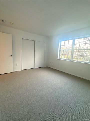 854 E Crooked Hill Road, Pearl River, NY 10965