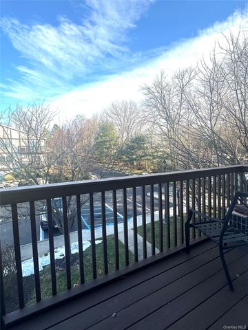 854 E Crooked Hill Road, Pearl River, NY 10965