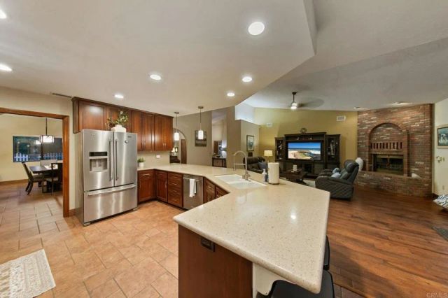 15404 El Capitan Real Ln, El Cajon, CA 92021