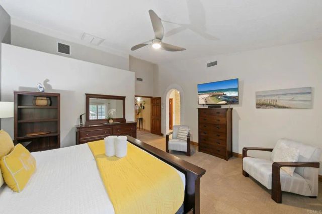 15404 El Capitan Real Ln, El Cajon, CA 92021
