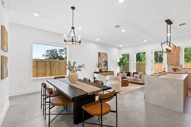 6052 Cebra Road, Houston, TX 77091