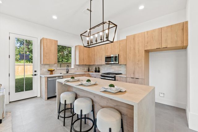 6052 Cebra Road, Houston, TX 77091