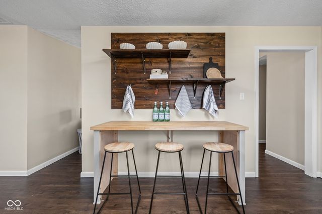 297 Fields Avenue, Mooresville, IN 46158