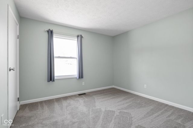 297 Fields Avenue, Mooresville, IN 46158