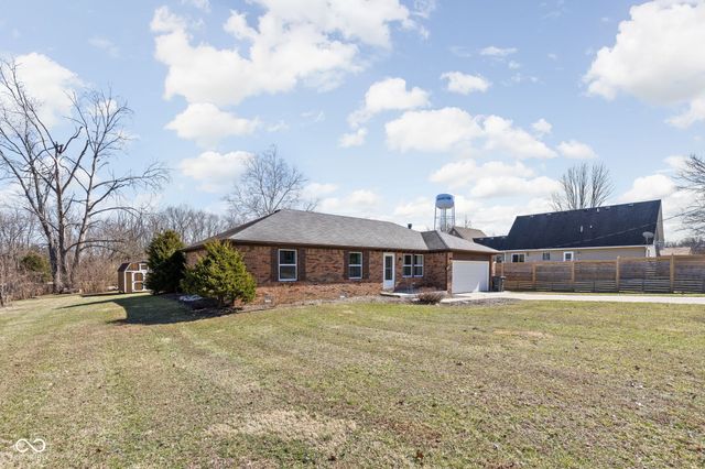 297 Fields Avenue, Mooresville, IN 46158