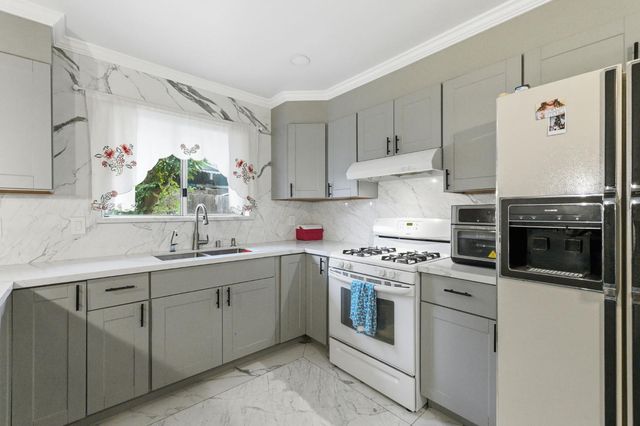 204 W Cesar Chavez, Fresno, CA 93706