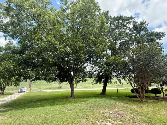 2433 County Road 409, Navasota, TX 77868