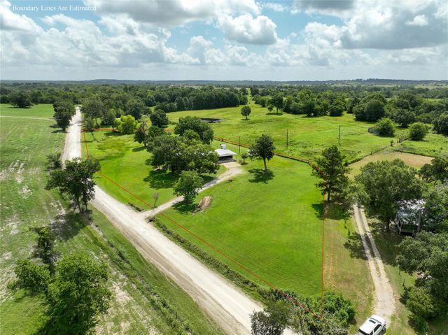 2433 County Road 409, Navasota, TX 77868