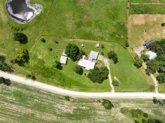 2433 County Road 409, Navasota, TX 77868