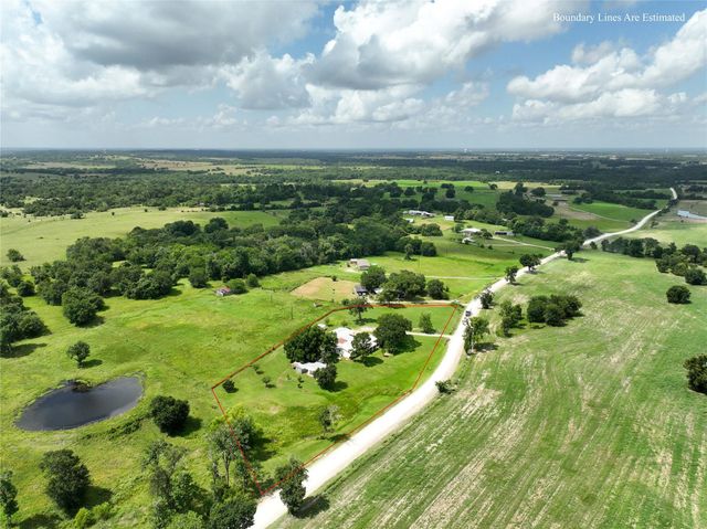 2433 County Road 409, Navasota, TX 77868