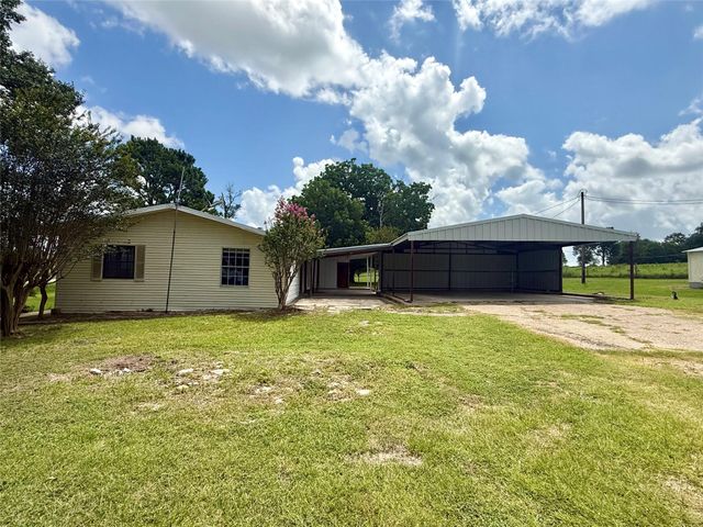 2433 County Road 409, Navasota, TX 77868