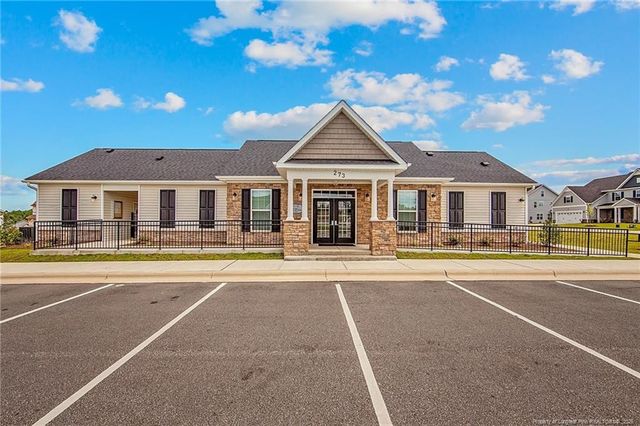 620 Stonebriar Avenue, Raeford, NC 28376