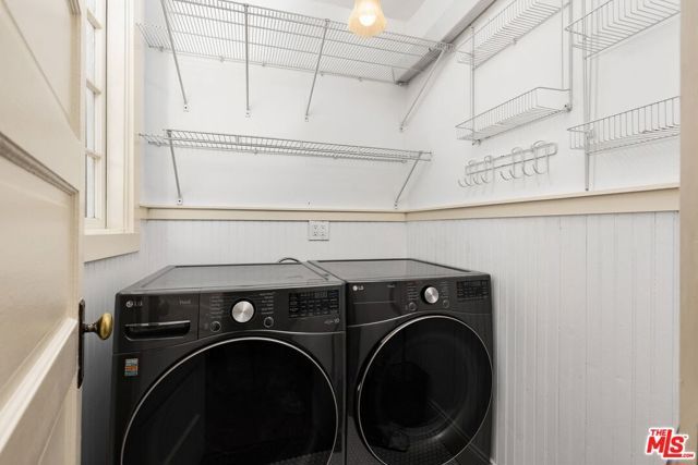 2139 Elsinore Street, Los Angeles, CA 90026