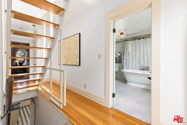 2139 Elsinore Street, Los Angeles, CA 90026