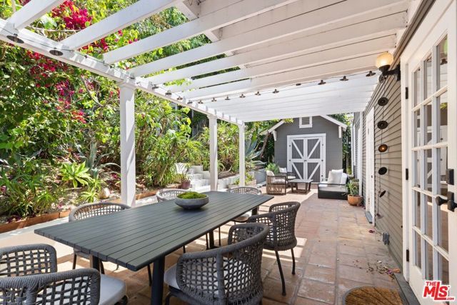 2139 Elsinore Street, Los Angeles, CA 90026