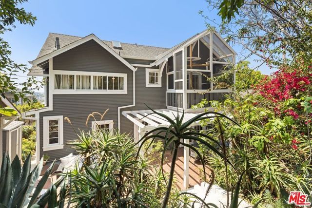 2139 Elsinore Street, Los Angeles, CA 90026