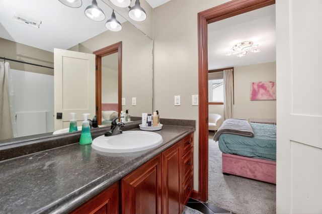 540 Spyglass Lane, Waukee, IA 50263