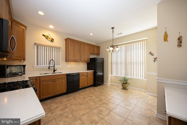 750 WESTMINSTER DR N, Southampton, NJ 08088