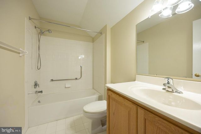 750 WESTMINSTER DR N, Southampton, NJ 08088