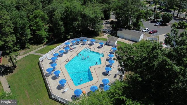750 WESTMINSTER DR N, Southampton, NJ 08088