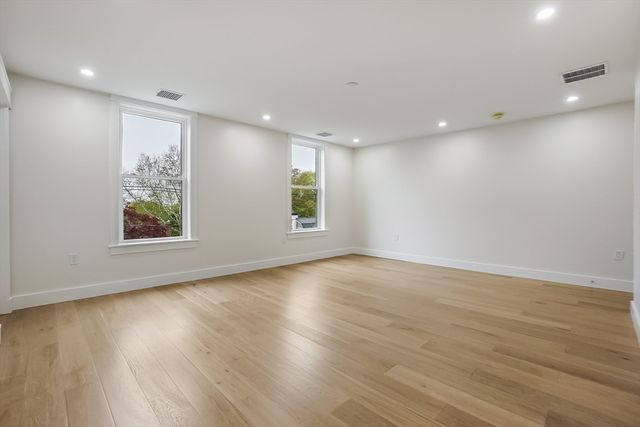 2 Atherton Rd, Winchester, MA 01890