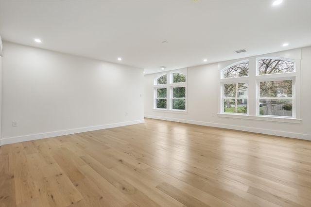 2 Atherton Rd, Winchester, MA 01890