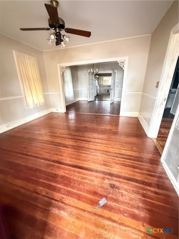 1404 N Wheeler, Victoria, TX 77901