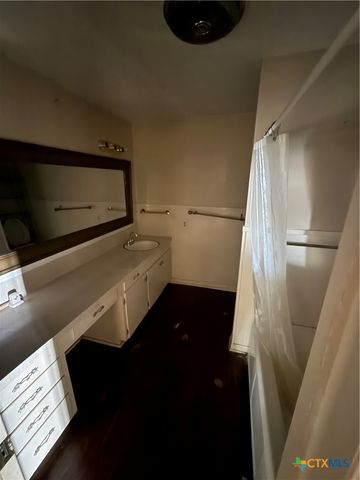 1404 N Wheeler, Victoria, TX 77901