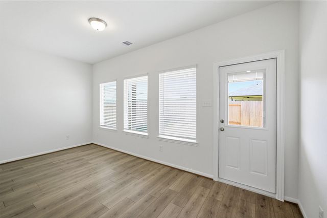 1418 16th Ave, Texas City, TX 77590
