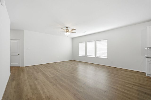 1418 16th Ave, Texas City, TX 77590