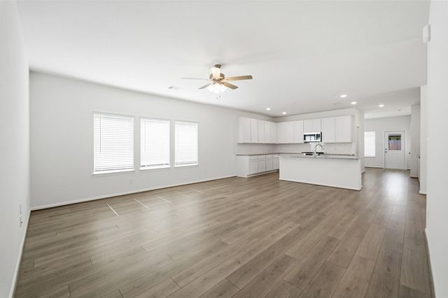 1418 16th Ave, Texas City, TX 77590