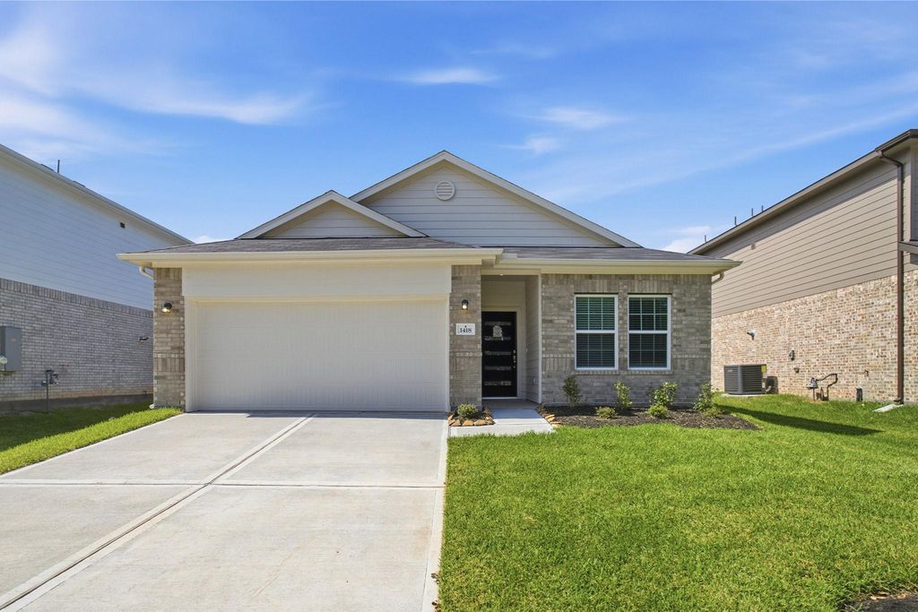 1418 16th Ave, Texas City, TX 77590