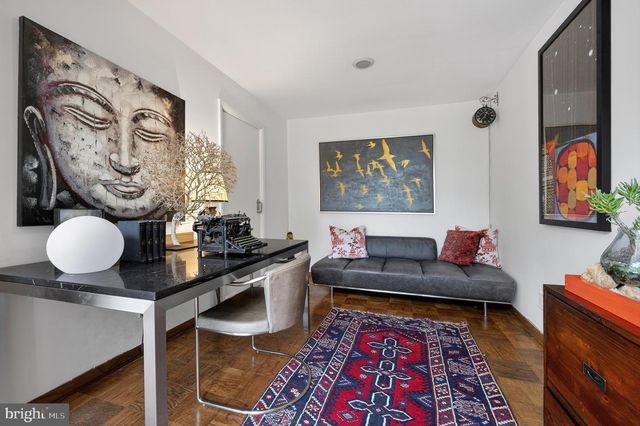 1927 MARTHAS RD, Alexandria, VA 22307
