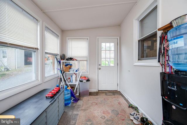 7 FAIRVIEW ST, Pine Grove, PA 17963