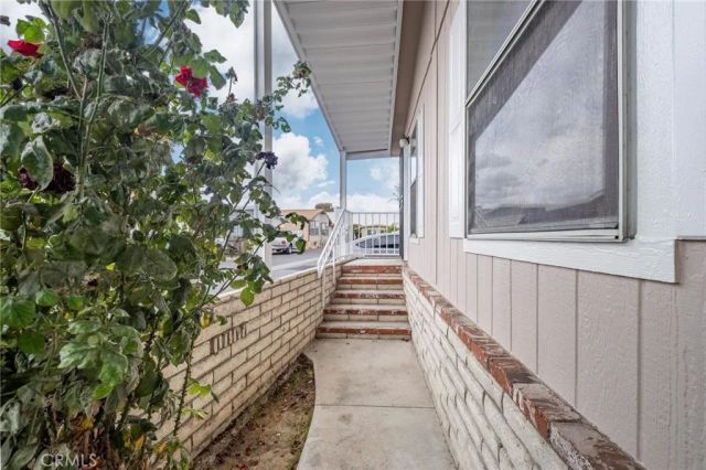 16600 Downey 31, Paramount, CA 90723