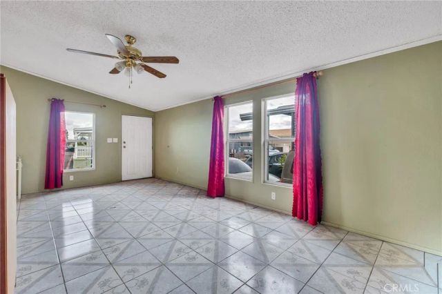 16600 Downey 31, Paramount, CA 90723