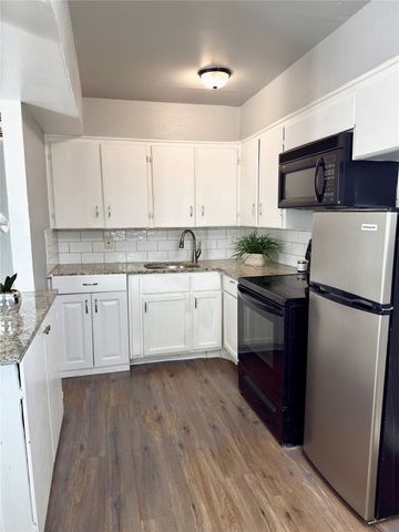 1417 Bennett Avenue A, Dallas, TX 75206