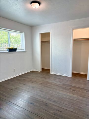 1417 Bennett Avenue A, Dallas, TX 75206