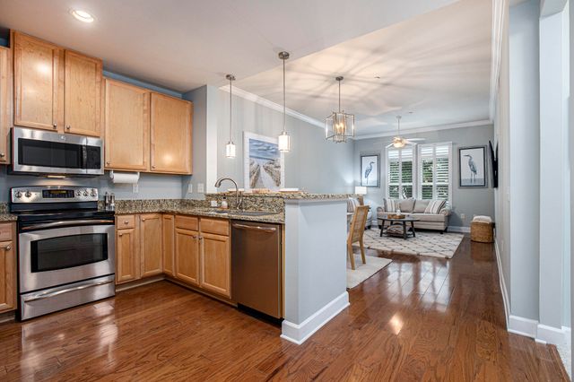 135 Pier View Street 103, Charleston, SC 29492