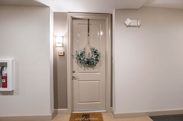 135 Pier View Street 103, Charleston, SC 29492