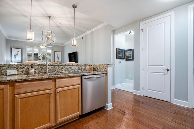 135 Pier View Street 103, Charleston, SC 29492