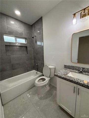 1121 E Cano Street, Edinburg, TX 78539