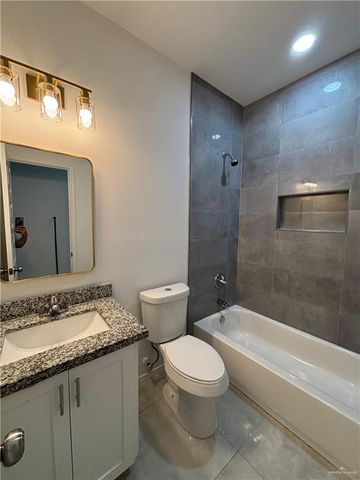 1121 E Cano Street, Edinburg, TX 78539