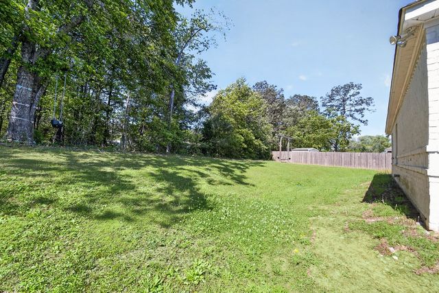 66 Quail Run Avenue, Smiths Station, AL 36877
