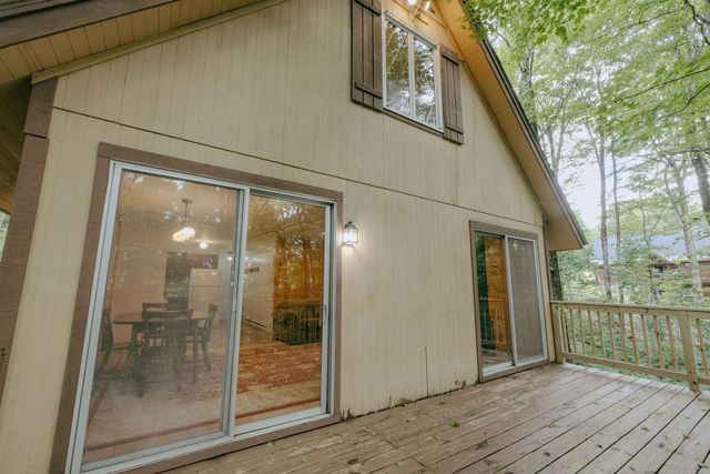 21 Big Bend Loop, Wilmington, VT 05363