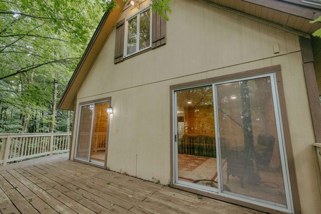 21 Big Bend Loop, Wilmington, VT 05363