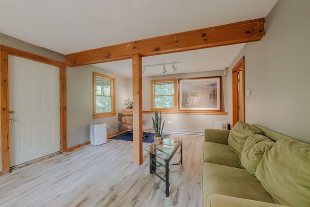 21 Big Bend Loop, Wilmington, VT 05363