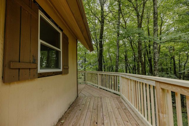 21 Big Bend Loop, Wilmington, VT 05363
