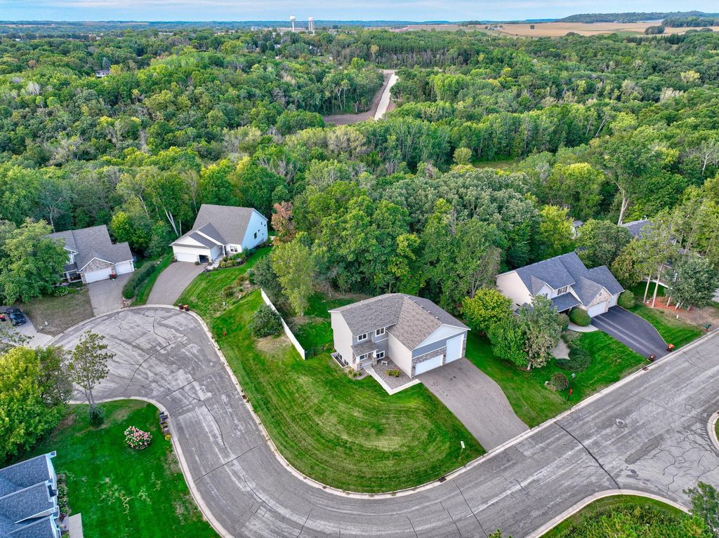 556 Pleasant Drive, Prescott, WI 54021 — exterior