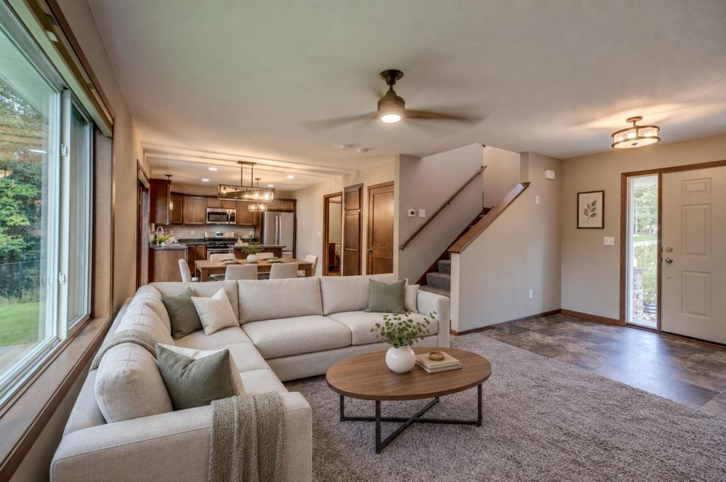 556 Pleasant Drive, Prescott, WI 54021 — photo 4
